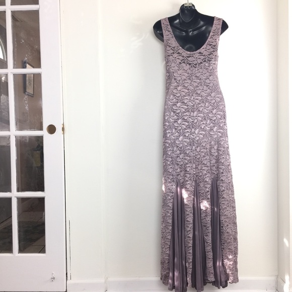 ONYX Nite Dress - Picture 4 of 7